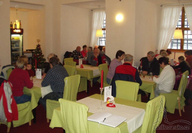 05_Interier restaurace_1.jpg